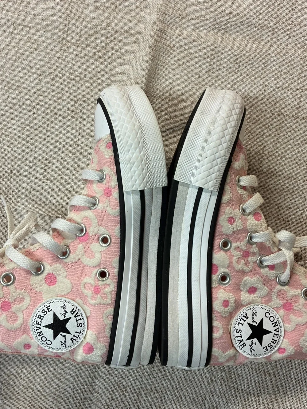 Converse All Star Lift Platform Floral Chenille High Tops in a light pink 🌸